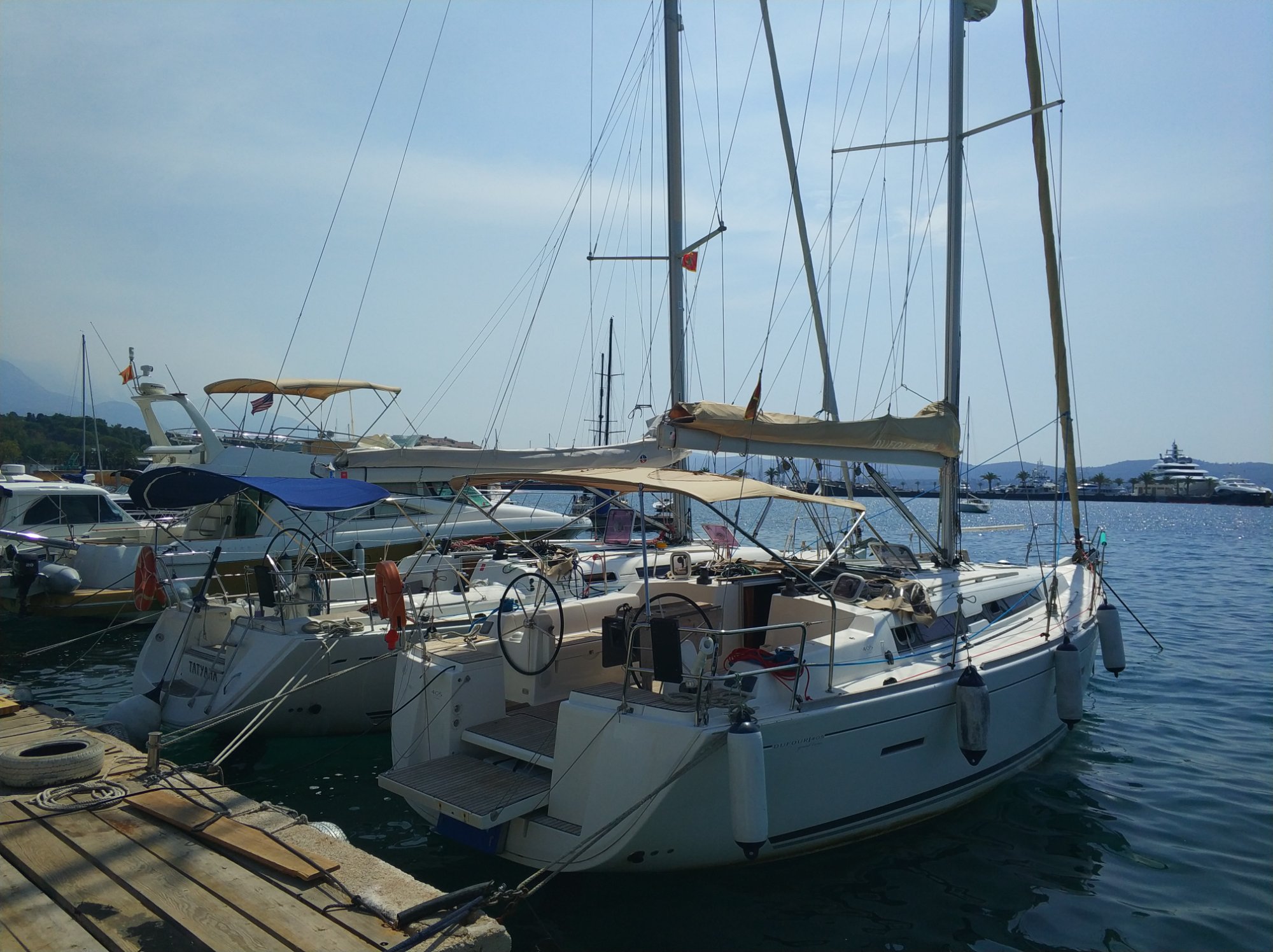 Dufour 405 — классическая французская яхта